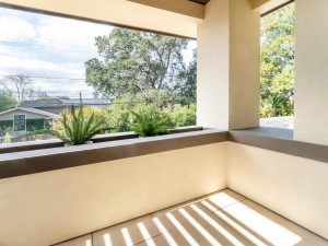 d951af06-6f4b-45c0-8d02-637e9c6f534b - 016